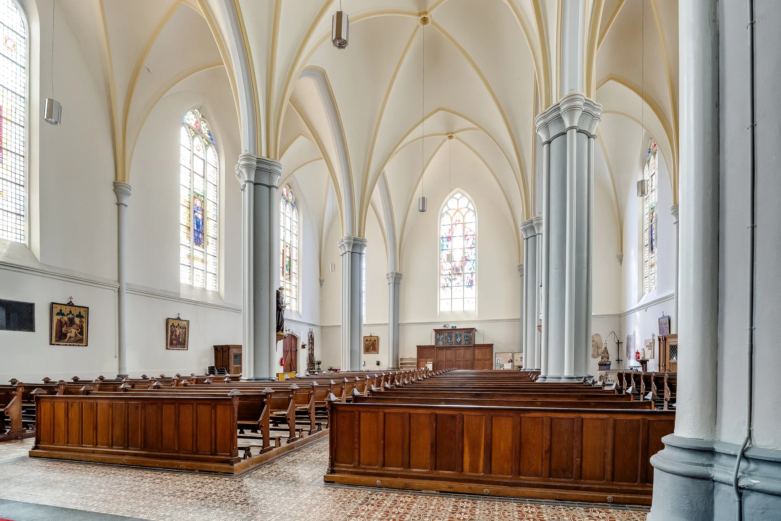Restauratie gewelven Rooms Katholieke kerk Vianen